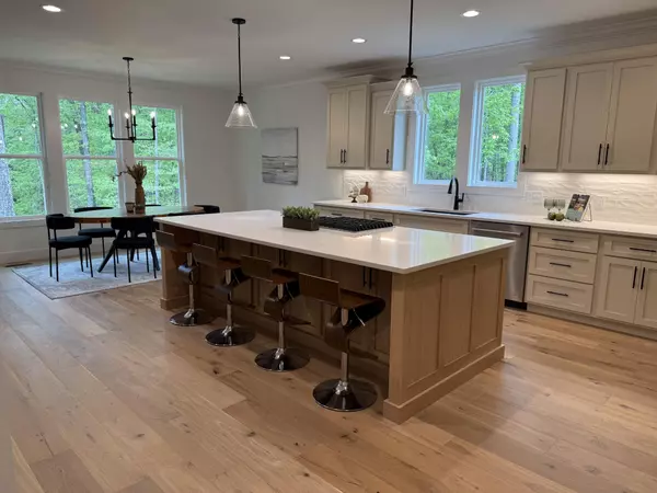 Soddy Daisy, TN 37379,106 Goose Lane