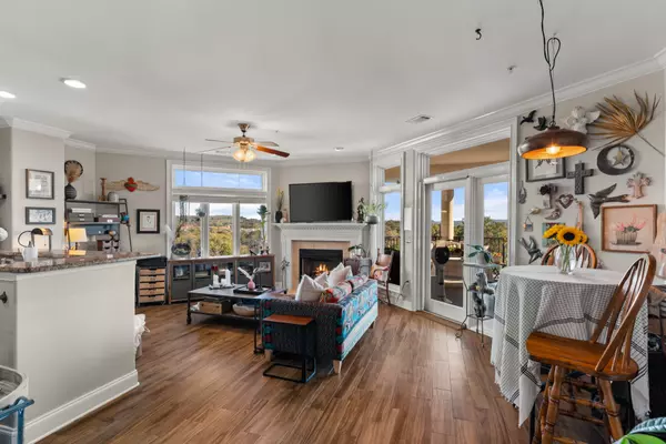 Ashland City, TN 37015,400 Warioto Way #809