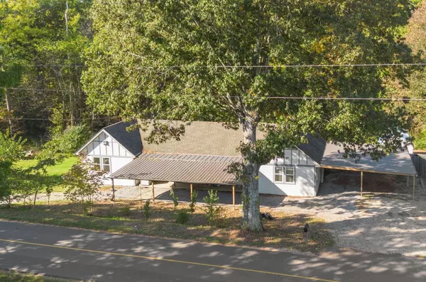 Bon Aqua, TN 37025,10209 New Hope Rd