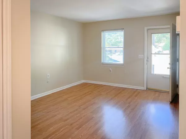 Nashville, TN 37221,381 Deer Lake Dr