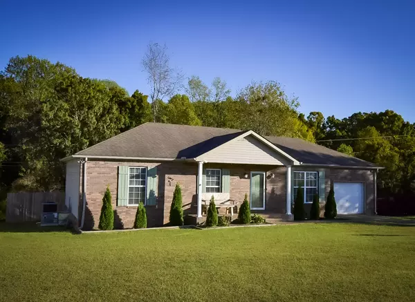 Greenbrier, TN 37073,1039 Glennie Lee Dr