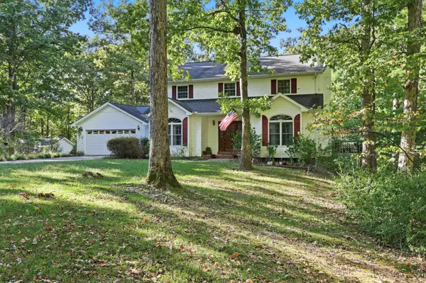 187 Oak Crest Dr, Tennessee Ridge, TN 37178