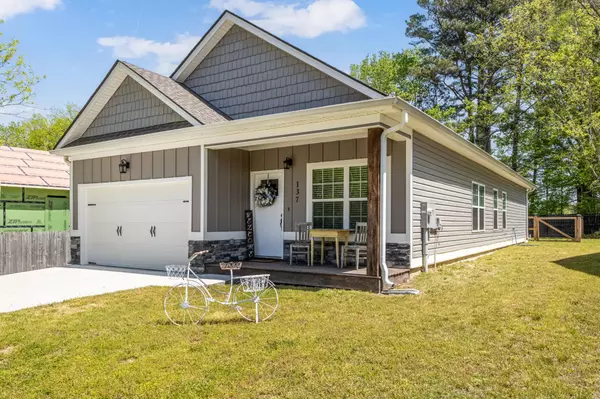 137 Elm Avenue, Ringgold, GA 30736