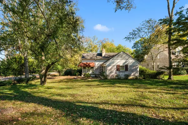 Nashville, TN 37205,201 Brookfield Ave