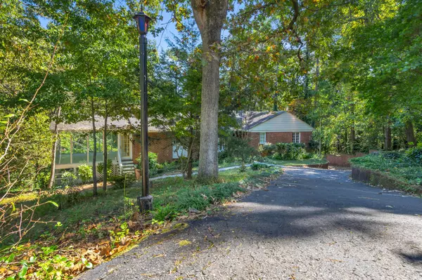 Dalton, GA 30720,1209 W Lakeshore Drive