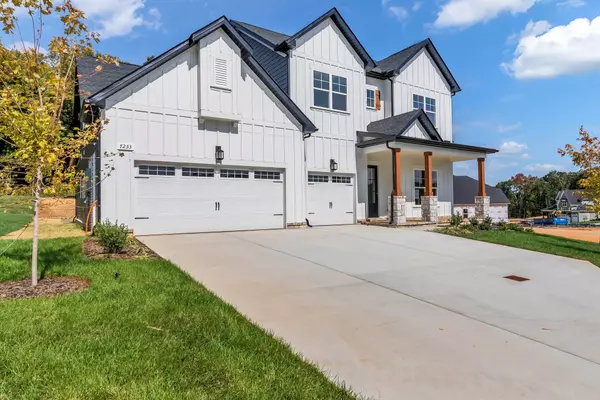 Fairview, TN 37062,7253 Fairlawn Drive