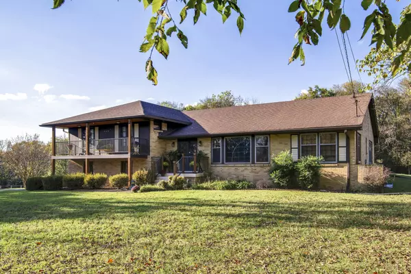 Madison, TN 37115,809 Berwick Trl