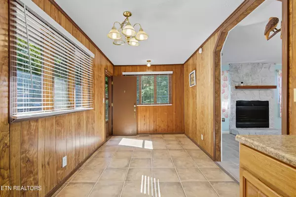 Bean Station, TN 37708,337 White Lane