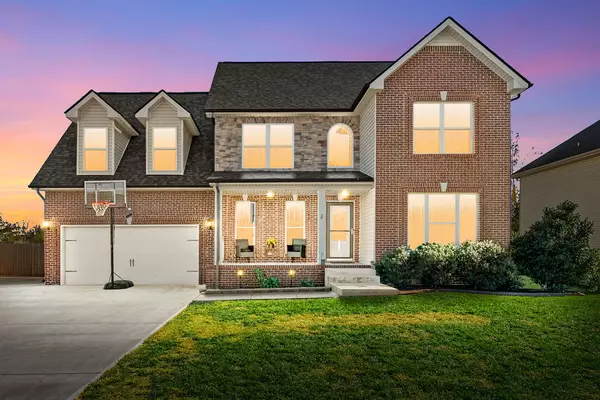 1705 Autumn Dr, Clarksville, TN 37042