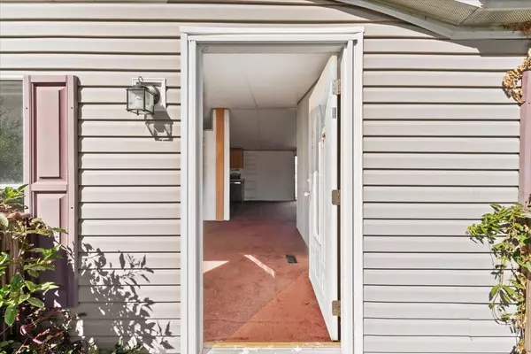 Lebanon, TN 37087,910 Knollwood Lndg