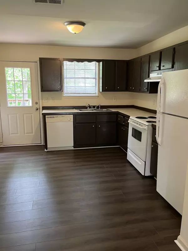 Greenbrier, TN 37073,2039 Old Greenbrier Pike