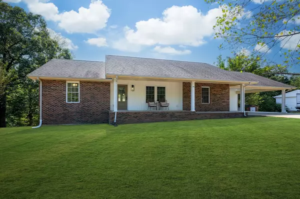 Erin, TN 37061,220 Wolfe Boulevard