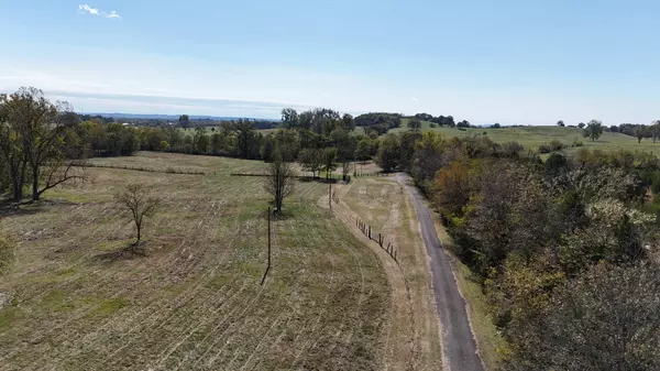 Columbia, TN 38401,0 Armour Village Rd