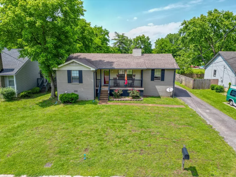 2529 McGinnis Dr, Nashville, TN 37216