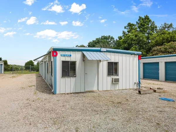 Centerville, TN 37033,716 Highway 100