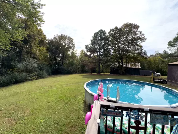 Collinwood, TN 38450,1344 Railroad Bed Rd