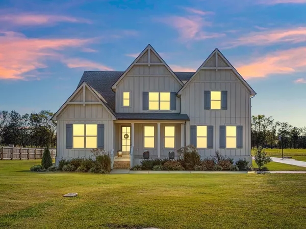 2070 Hamilton Chambers Rd, Lebanon, TN 37087