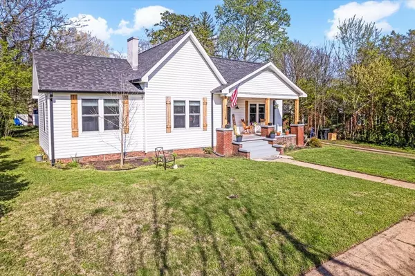 Tullahoma, TN 37388,504 N Washington St