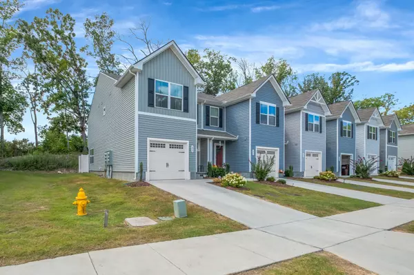 635 Woodall Ridge Dr, Lebanon, TN 37090