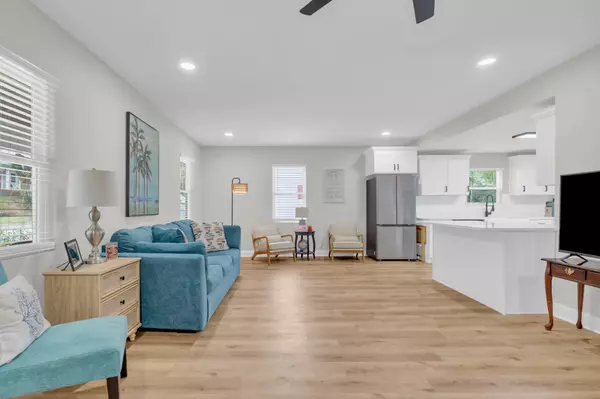 Athens, TN 37303,215 Forrest Avenue