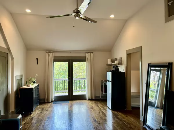 Nashville, TN 37206,905 Mansfield Ave