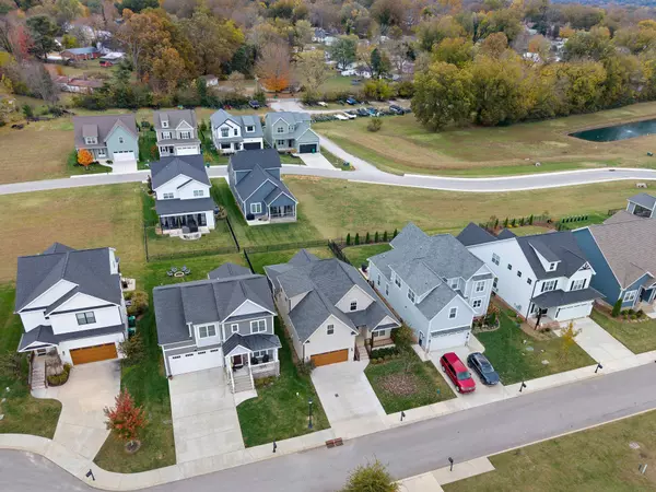 Winchester, TN 37398,70 Lake Life Ct