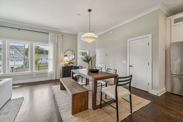 Nashville, TN 37209,5826 Robertson Ave