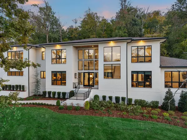 Nashville, TN 37215,1323 Harding Pl