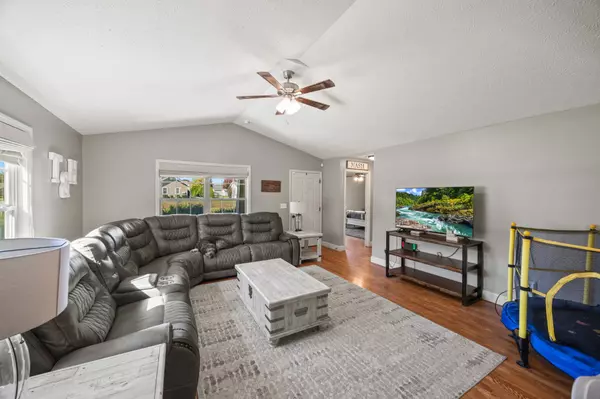 Sparta, TN 38583,128 Rustling Oaks Dr