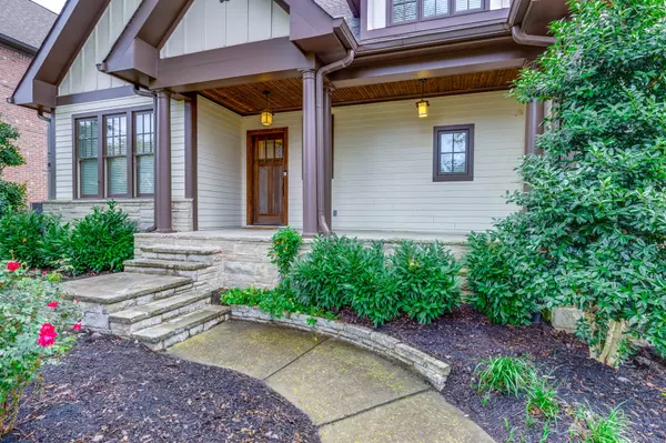 Nashville, TN 37209,210 38th Ave #N