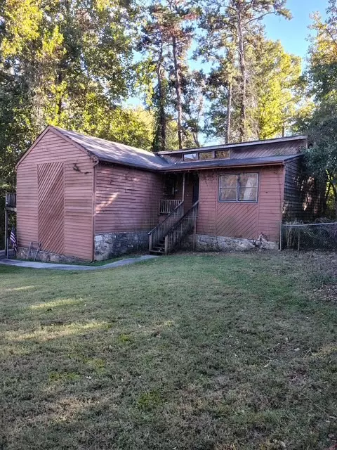 2320 Collins Ln, Soddy Daisy, TN 37379