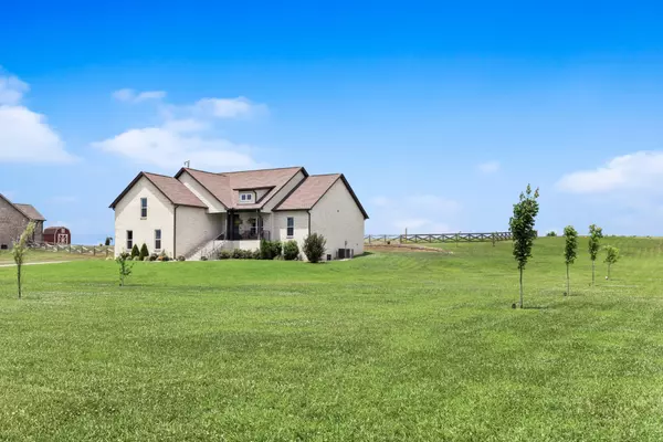 Orlinda, TN 37141,29640 Highway 49 #E