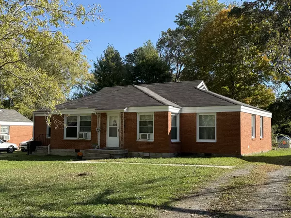 Tullahoma, TN 37388,742 Ridgelawn Pl