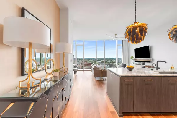 Nashville, TN 37201,160 2nd Ave #S #2205