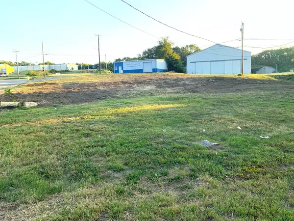 Columbia, TN 38401,115 Cemetery Ave