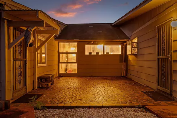 Chattanooga, TN 37411,4433 Live Oak Lane