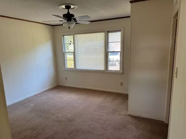 Tullahoma, TN 37388,609 Stone Blvd