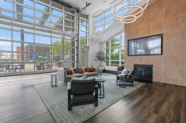 Nashville, TN 37203,600 12th Ave S #1708