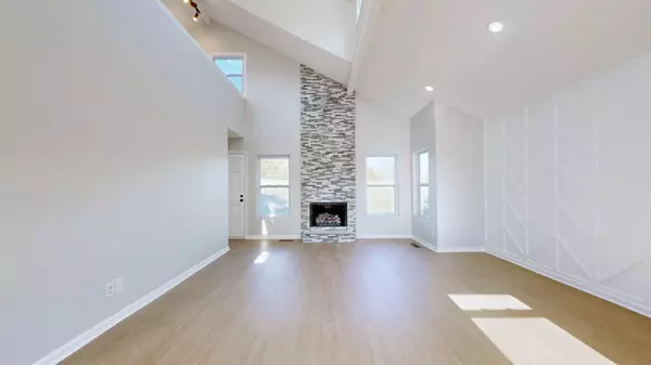 Lebanon, TN 37087,2435 Hartsville Pike