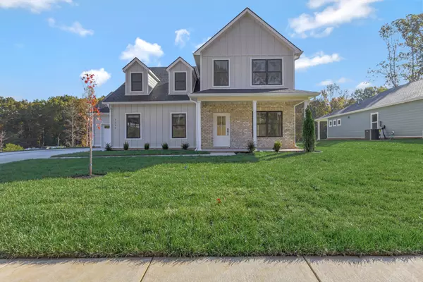 7236 Fairlawn Dr, Fairview, TN 37062