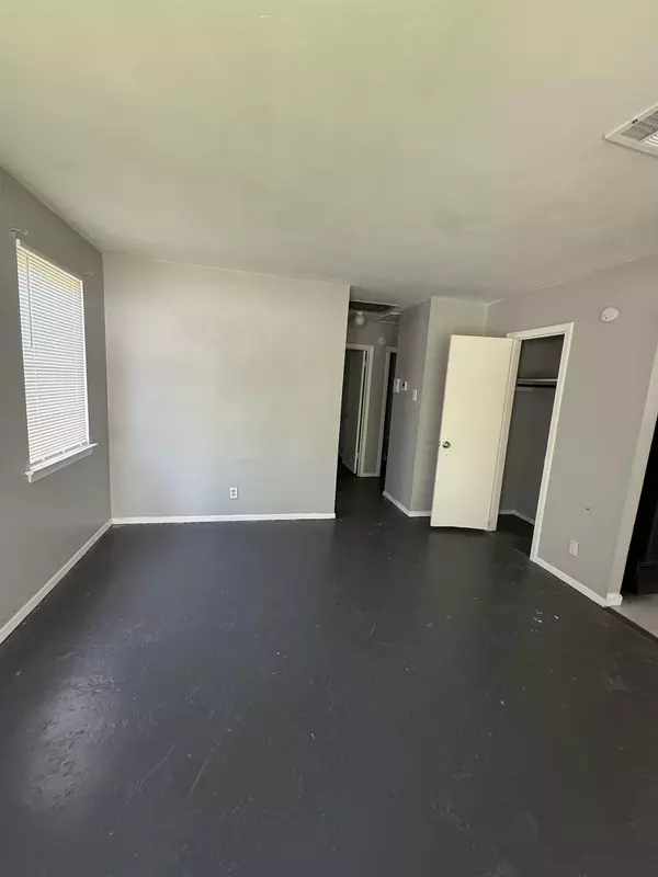 Memphis, TN 38108,2203 STOVALL AVE