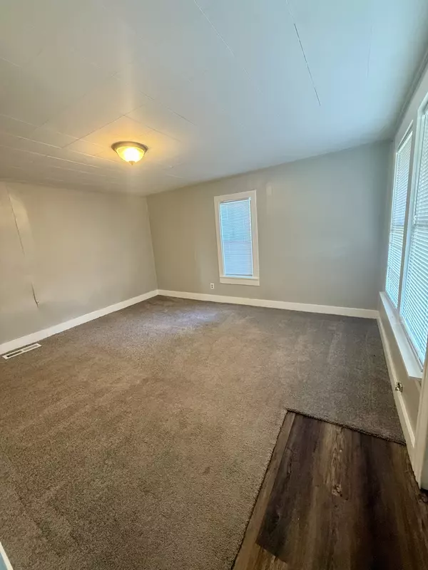 Adairville, KY 42202,509 S High St