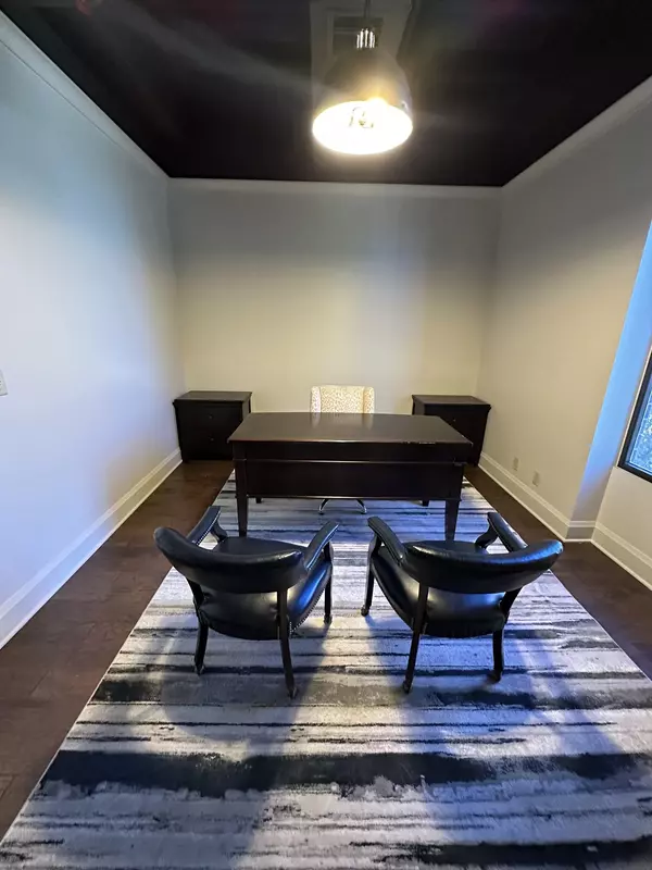 Nashville, TN 37201,300 James Robertson Pkwy #N