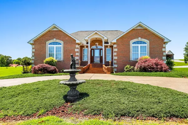 Cross Plains, TN 37049,4984 Somerville Rd