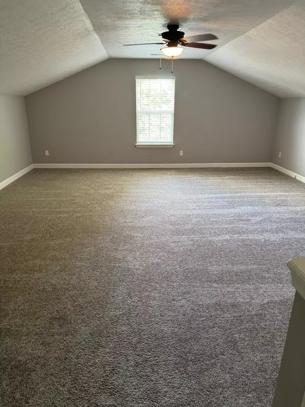 White House, TN 37188,117 Willowleaf Ln