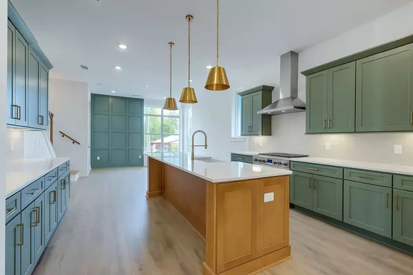 110C Myrtle St #C, Nashville, TN 37206