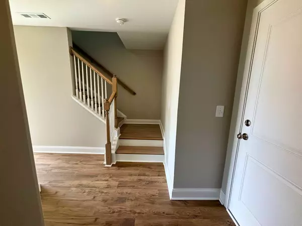 Antioch, TN 37013,233 Ben Hill Dr