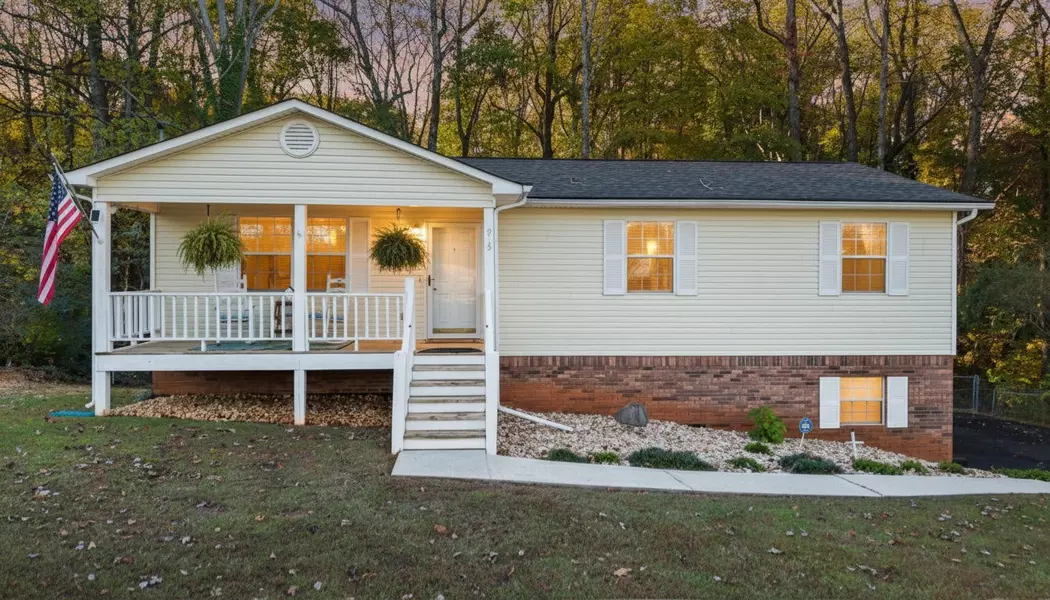 915 Whisperwood Trail #NE, Cleveland, TN 37312