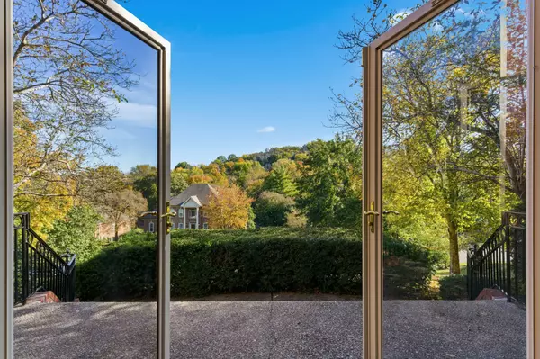 Brentwood, TN 37027,9404 Smithson Ln