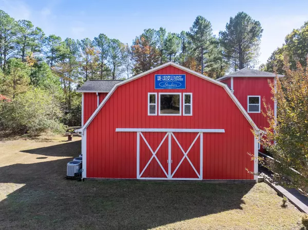 Huntingdon, TN 38344,215 Baker Rd